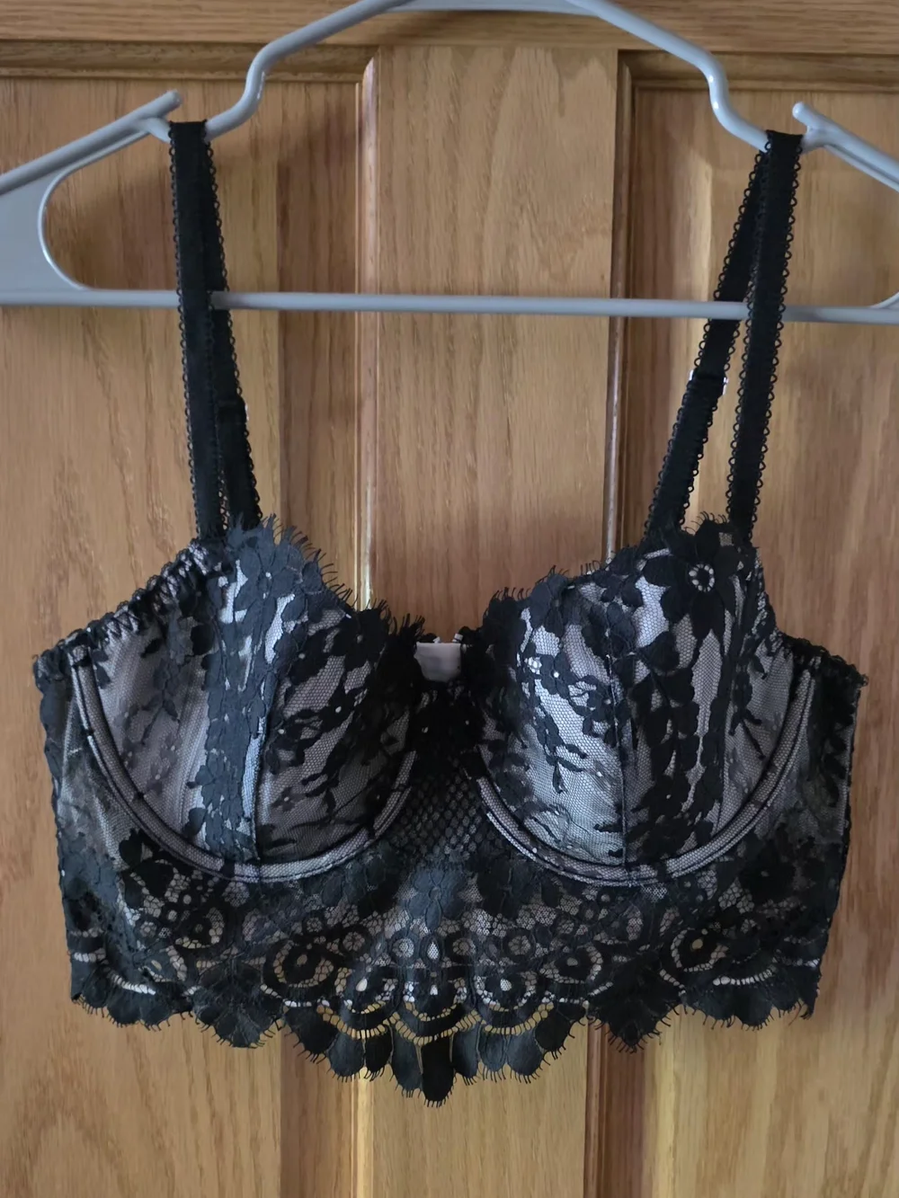 Victoria's Secret Women's 36C Black Lace Longline Zip Back Demi Bra